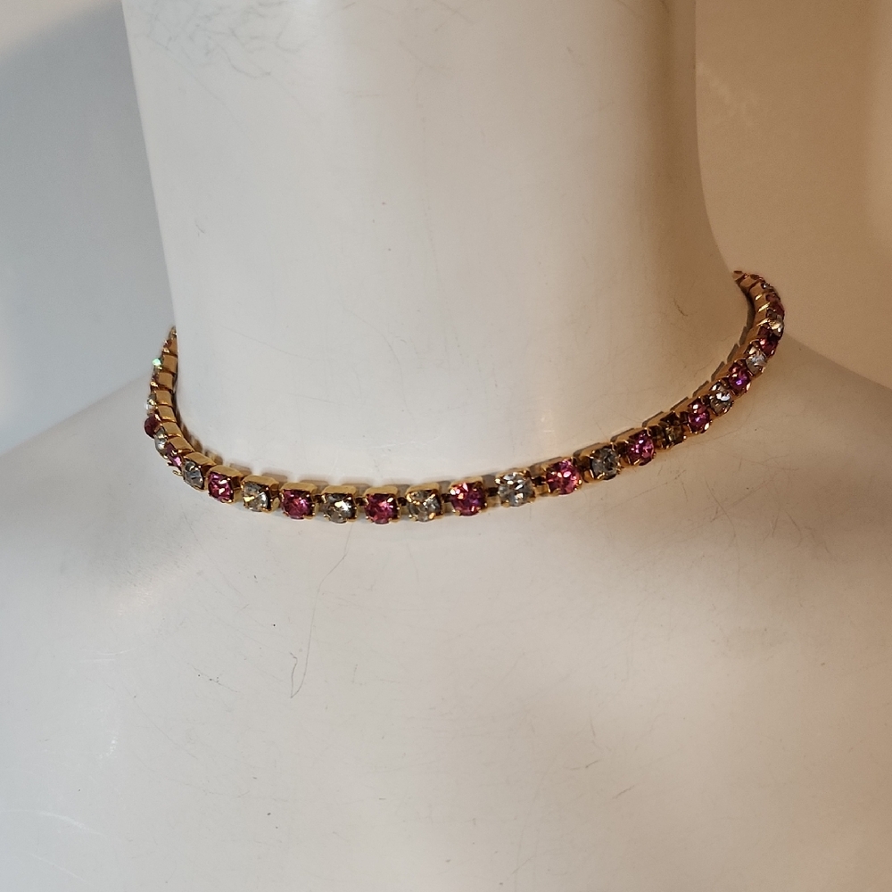 Trifari Crown| Fire Pink & Clear Crystal | Goltone | Chocker / Necklace 🔥